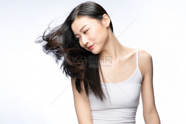 I can’t think of any good way. Master Shan can temporarily return to the main material plane.